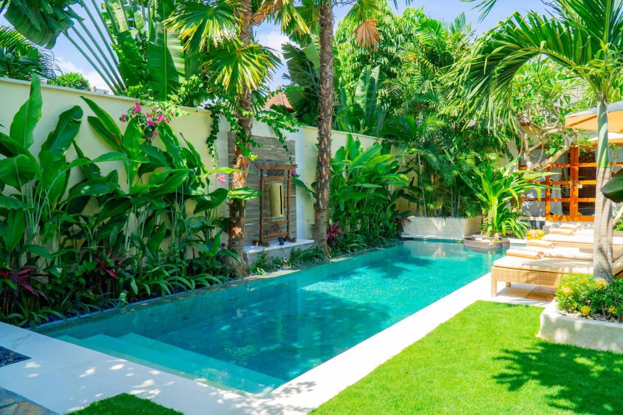 Villa Dayak Seminyak (Bali)